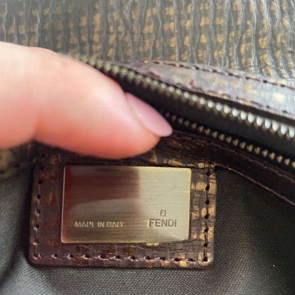 Fendi brown and gold handbag - Picture 3 of 7